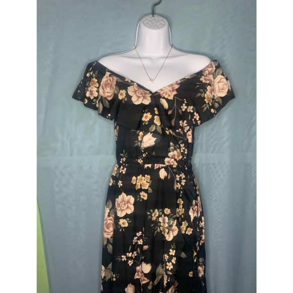 Forever21 - Picture 1 of 2